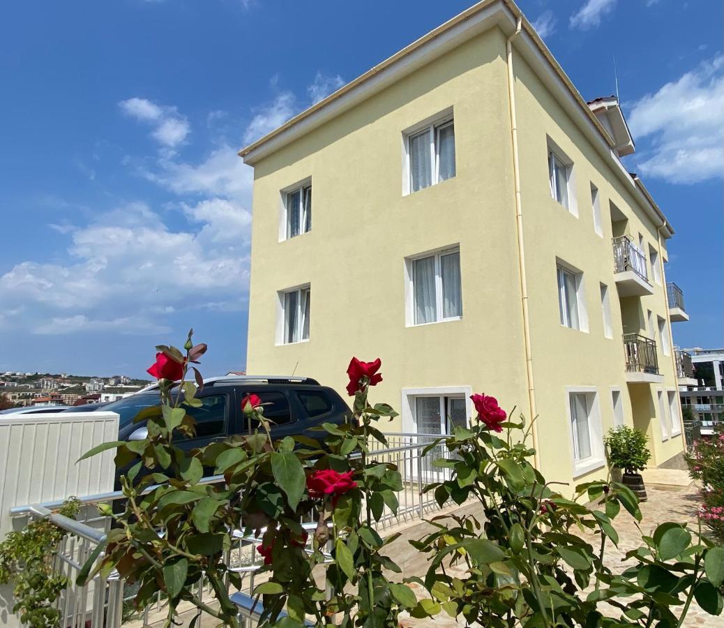Byala Friendy Sea Apartaments Exterior photo